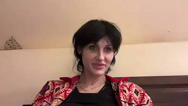 Snapshot of Kamila151 chatting on 11/06/25, 05:47 Kamila151 online show from 11/06/25, 05:47