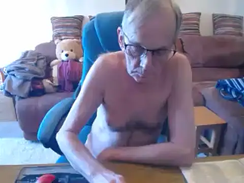 Snapshot of Ferret7777 chatting on 02/05/25, 02:37 Ferret7777 online show from 02/05/25, 02:37
