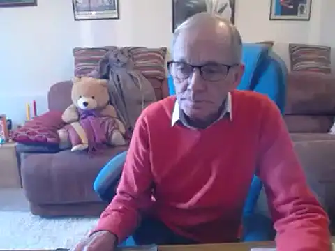 Snapshot of Ferret7777 chatting on 02/06/25, 11:32 Ferret7777 online show from 02/06/25, 11:32