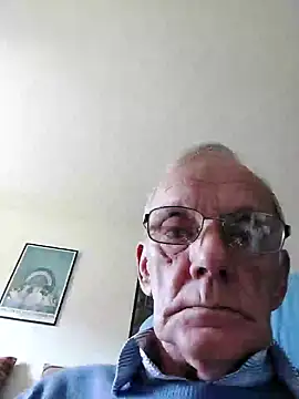 Snapshot of Ferret7777 chatting on 10/11/25, 02:37 Ferret7777 online show from 10/11/25, 02:37