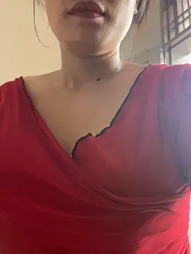 Bella0815 online show from 10/18/25, 07:09