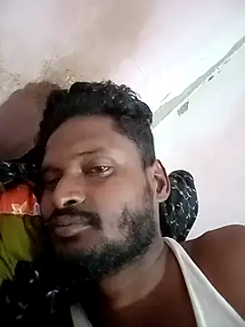 Snapshot of desicockblack chatting on 12/04/24, 12:58 desicockblack online show from 12/04/24, 12:58