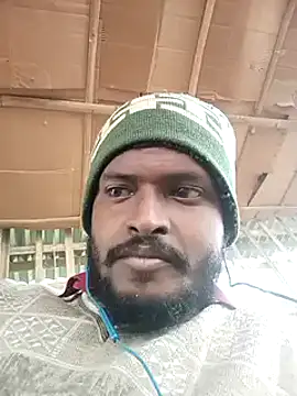 Snapshot of desicockblack chatting on 12/08/24, 03:00 desicockblack online show from 12/08/24, 03:00