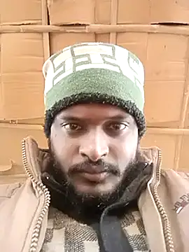 Snapshot of desicockblack chatting on 12/10/24, 05:17 desicockblack online show from 12/10/24, 05:17