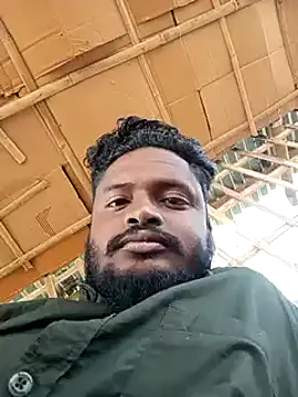 Snapshot of desicockblack chatting on 12/13/24, 06:31 desicockblack online show from 12/13/24, 06:31