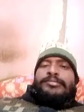 Snapshot of desicockblack chatting on 01/01/25, 08:35 desicockblack online show from 01/01/25, 08:35