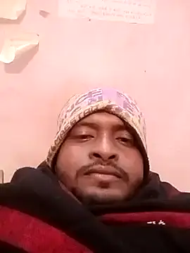 Snapshot of desicockblack chatting on 01/02/25, 07:40 desicockblack online show from 01/02/25, 07:40