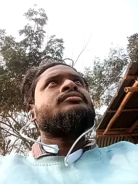 Snapshot of desicockblack chatting on 01/27/25, 09:44 desicockblack online show from 01/27/25, 09:44