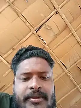 Snapshot of desicockblack chatting on 03/17/25, 10:06 desicockblack online show from 03/17/25, 10:06