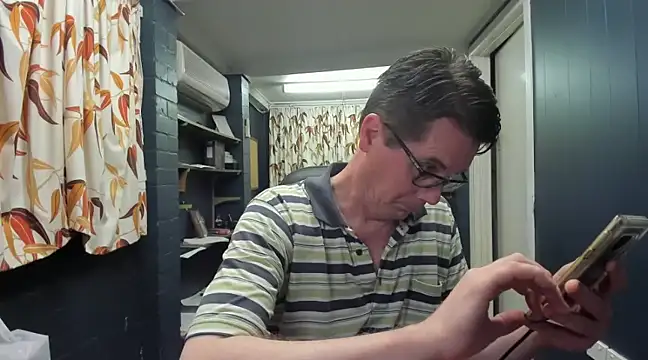 tilobinder online show from 12/07/24, 12:02