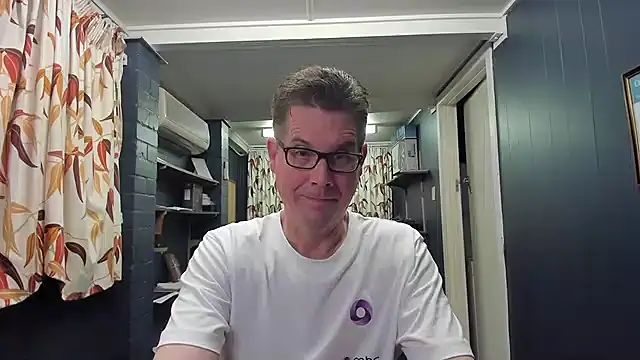 tilobinder online show from 12/13/24, 03:21