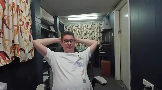 tilobinder online show from 12/13/24, 06:27