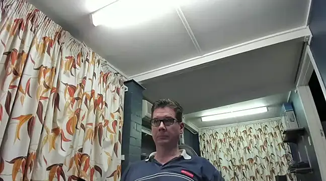 tilobinder online show from 01/21/25, 01:00