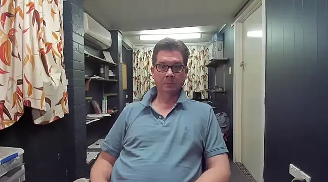 tilobinder online show from 03/08/25, 01:25