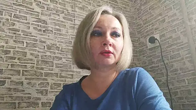 Snapshot of EdithManning chatting on 02/18/25, 07:10 EdithManning online show from 02/18/25, 07:10