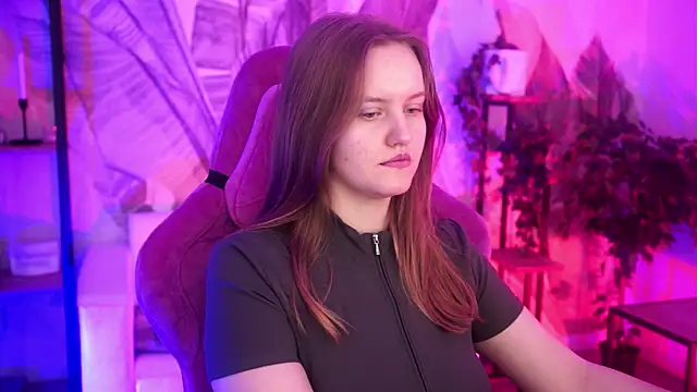 Snapshot of KellyPoter chatting on 10/19/25, 08:26 KellyPoter online show from 10/19/25, 08:26