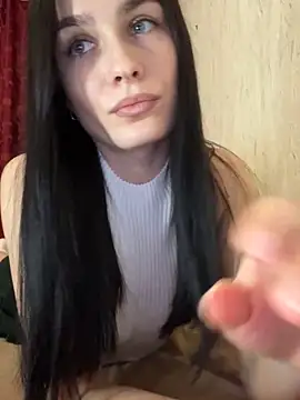 Snapshot of SpecialLina chatting on 02/04/25, 02:43 SpecialLina online show from 02/04/25, 02:43