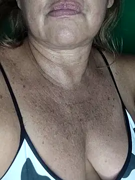 Kasandra Ho online show from 10/29/25, 01:41