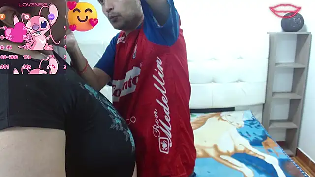 Candy and Jh0n online show from 11/05/25, 04:01