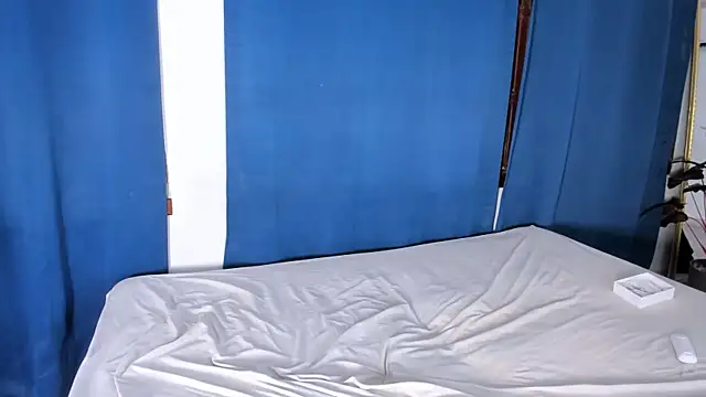 Fernanda brown18 online show from 11/04/25, 08:19