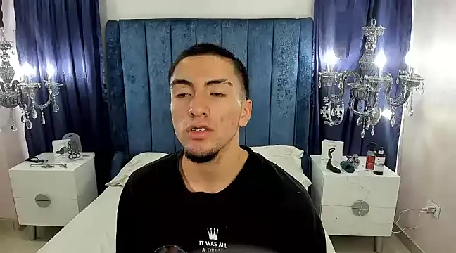 Snapshot of King_Dante_ chatting on 01/31/25, 07:51 King Dante online show from 01/31/25, 07:51