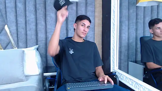 Snapshot of JakeMoxley chatting on 03/06/25, 11:58 JakeMoxley online show from 03/06/25, 11:58