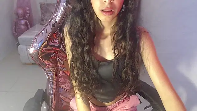 paris sub1  online show from 01/23/25, 11:15