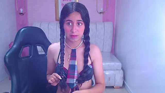 paris sub1  online show from 10/10/25, 12:59