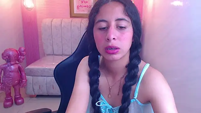 paris sub1  online show from 10/11/25, 12:58