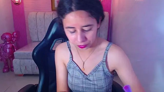 paris sub1  online show from 10/15/25, 12:49