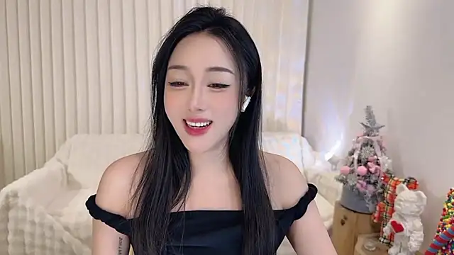 Snapshot of K-moumou chatting on 01/06/25, 04:13 K-moumou online show from 01/06/25, 04:13