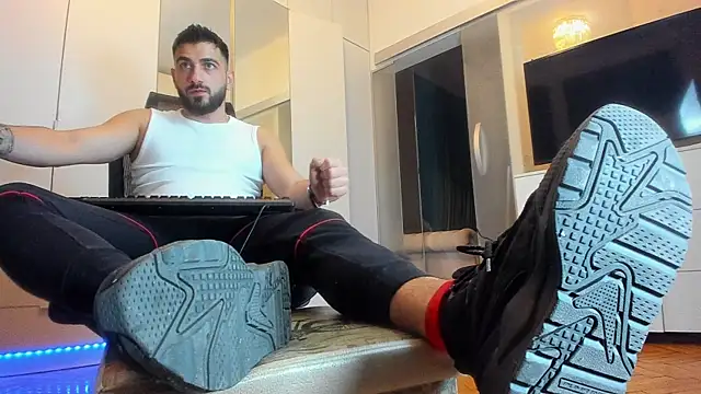 welcometo hell online show from 10/16/25, 07:26