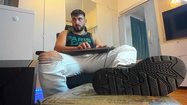 welcometo hell online show from 10/19/25, 08:09