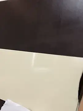 Snapshot of Annie9_ chatting on 10/21/25, 03:57 Annie9 online show from 10/21/25, 03:57