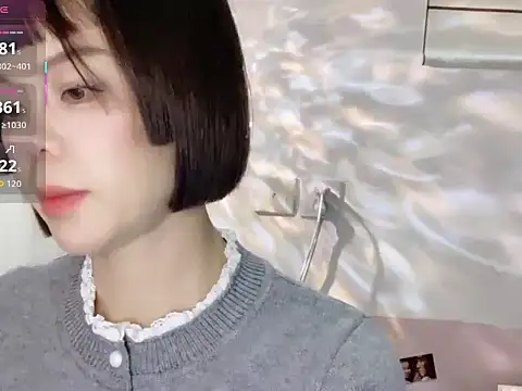 Linda-LL online show from 10/23/25, 12:04