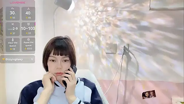 Linda-LL online show from 10/28/25, 11:25