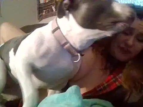 IvanaPlenty online show from 12/22/24, 01:44