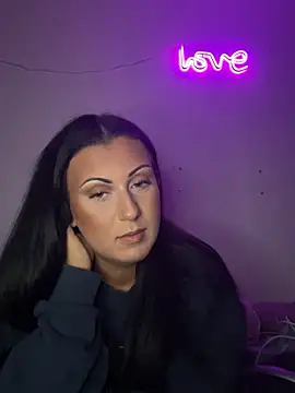 Snapshot of SweNatasha chatting on 12/11/24, 09:12 SweNatasha online show from 12/11/24, 09:12