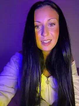 Snapshot of SweNatasha chatting on 01/23/25, 10:22 SweNatasha online show from 01/23/25, 10:22