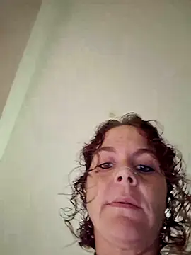 Snapshot of thatonespicychick chatting on 12/06/24, 04:58 thatonespicychick online show from 12/06/24, 04:58