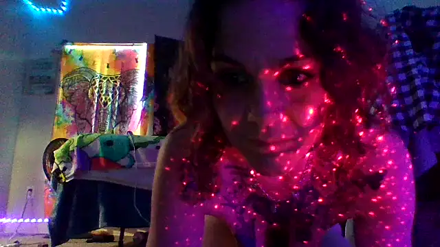 Snapshot of thatonespicychick chatting on 01/18/25, 07:58 thatonespicychick online show from 01/18/25, 07:58