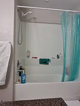 Snapshot of thatonespicychick chatting on 03/21/25, 04:40 thatonespicychick online show from 03/21/25, 04:40