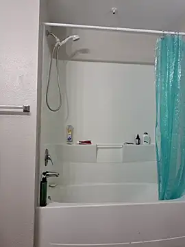 Snapshot of thatonespicychick chatting on 03/23/25, 03:54 thatonespicychick online show from 03/23/25, 03:54