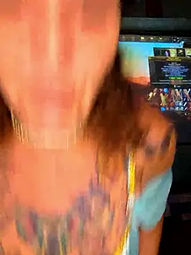 Snapshot of thatonespicychick chatting on 10/25/25, 03:03 thatonespicychick online show from 10/25/25, 03:03