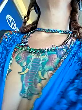 Snapshot of thatonespicychick chatting on 10/25/25, 03:40 thatonespicychick online show from 10/25/25, 03:40