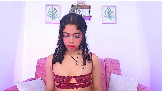 Snapshot of Sara_Jhonson chatting on 01/31/25, 11:24 Sara Jhonson online show from 01/31/25, 11:24