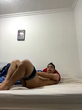 Snapshot of stiven-p23 chatting on 10/22/25, 03:18 stiven-p23 online show from 10/22/25, 03:18