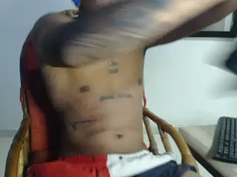 camiloacosta321 online show from 02/13/25, 04:54