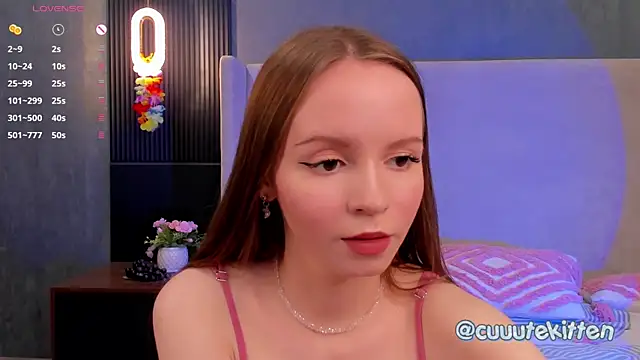 AlodiaHamblett online show from 10/08/25, 07:39