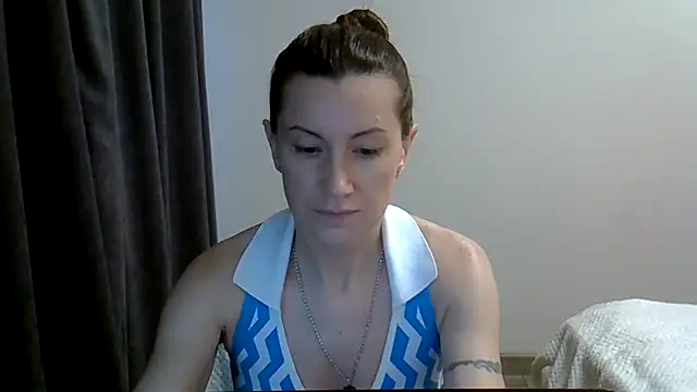 Snapshot of jainesummer chatting on 12/06/24, 09:54 jainesummer online show from 12/06/24, 09:54